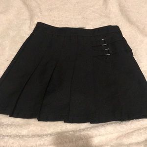 black skirt